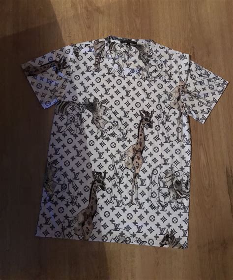 louis vuitton monogram giraffe shirt